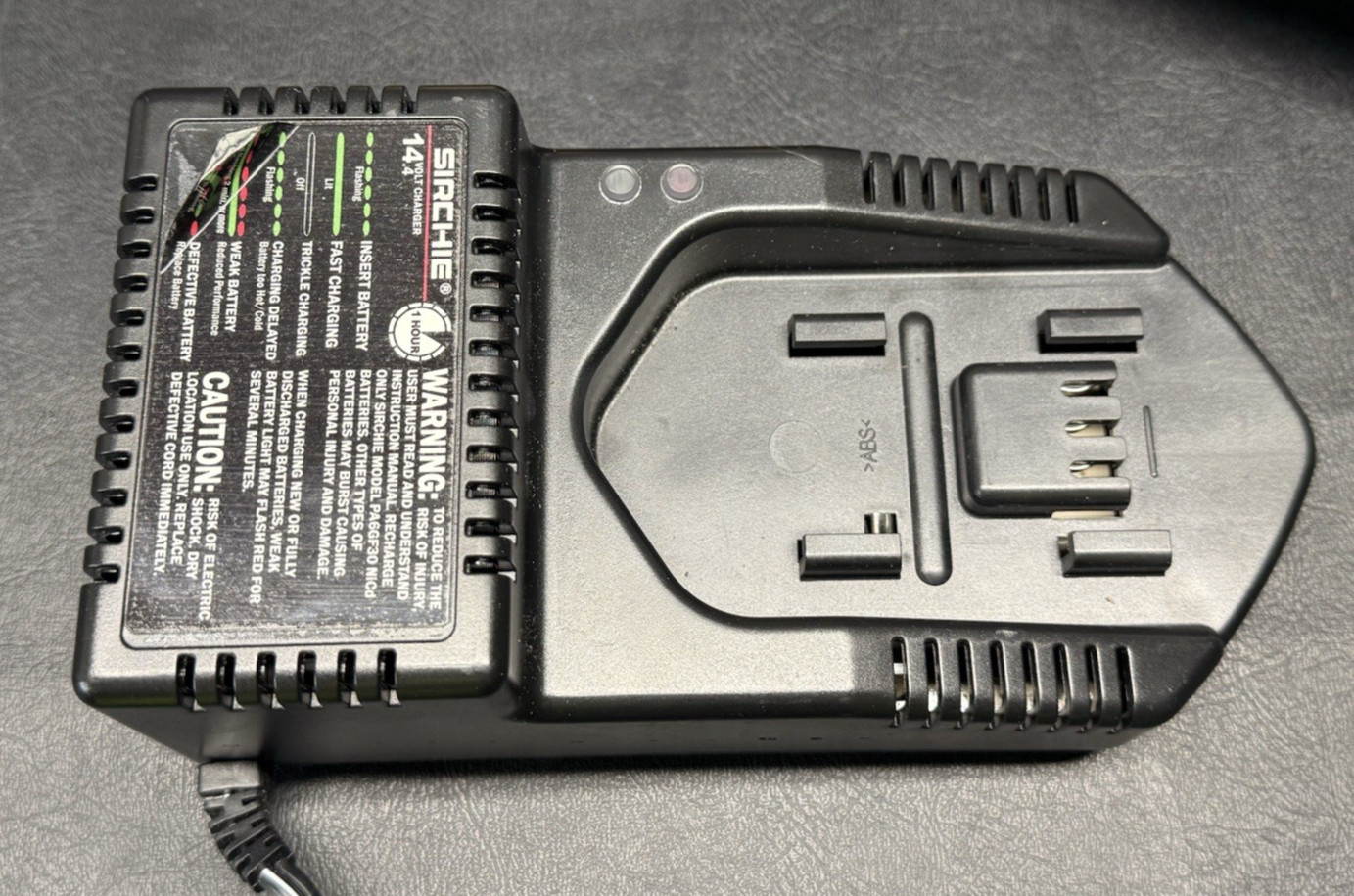 Sirchie GoldPanther FAL200, Portable Forensic Light Source, w/ Carrying Case