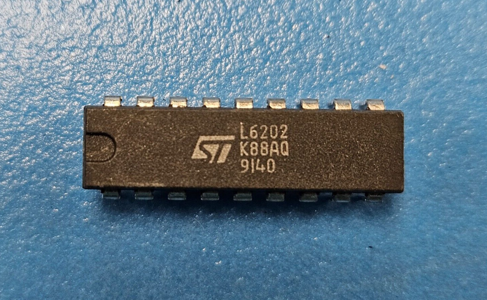 (10 PCS) L6202 STMICRO FULL BRIDGE DRIVER 18PIN DIP