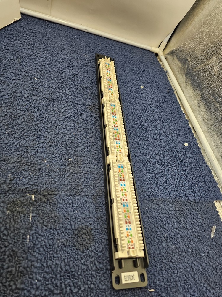 Tripp-Lite N252-024 24-Port Cat6 Patch Panel Rackmount CN7706