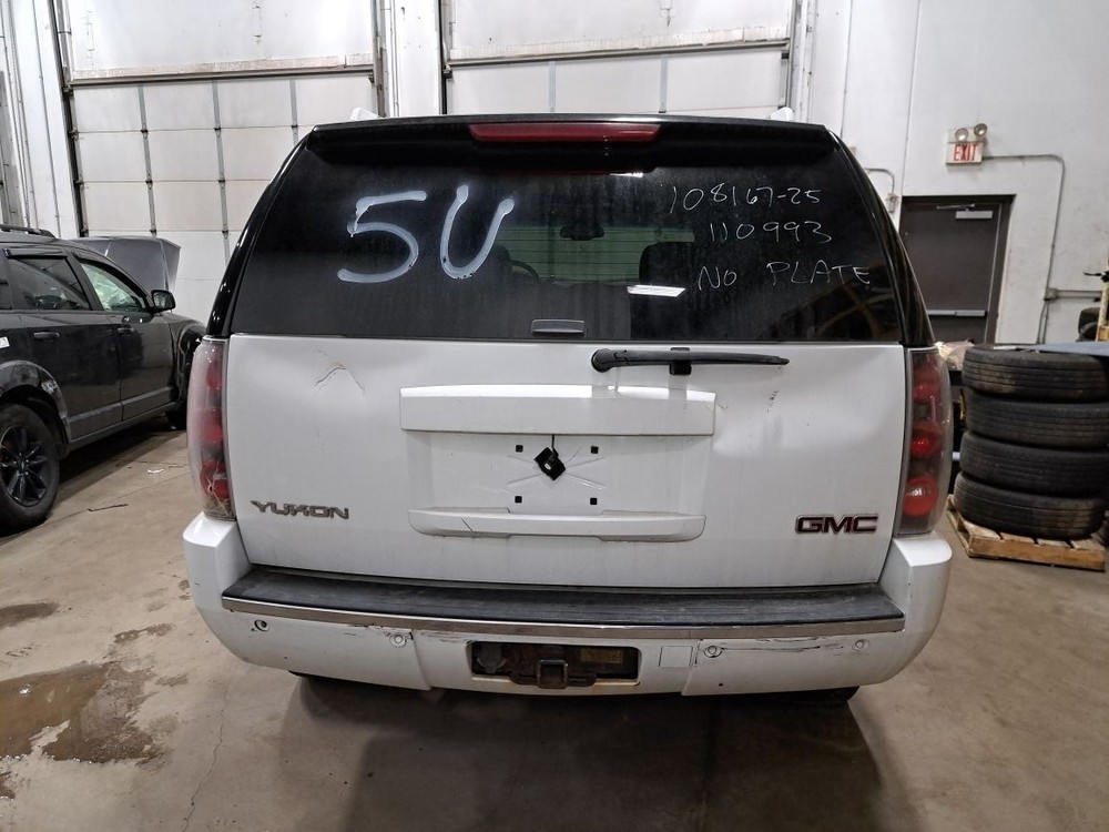 2007 Yukon Camera/Projector Sku#4379416