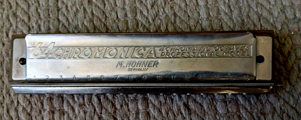 Hohner The 64 Chromonica 4 Chromatic Octaves Professional Model Harmonica, Case