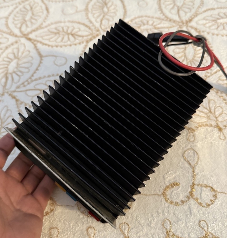 Outcom "The Force" 28.0-29.7 MHz Transmitter. UNTESTED