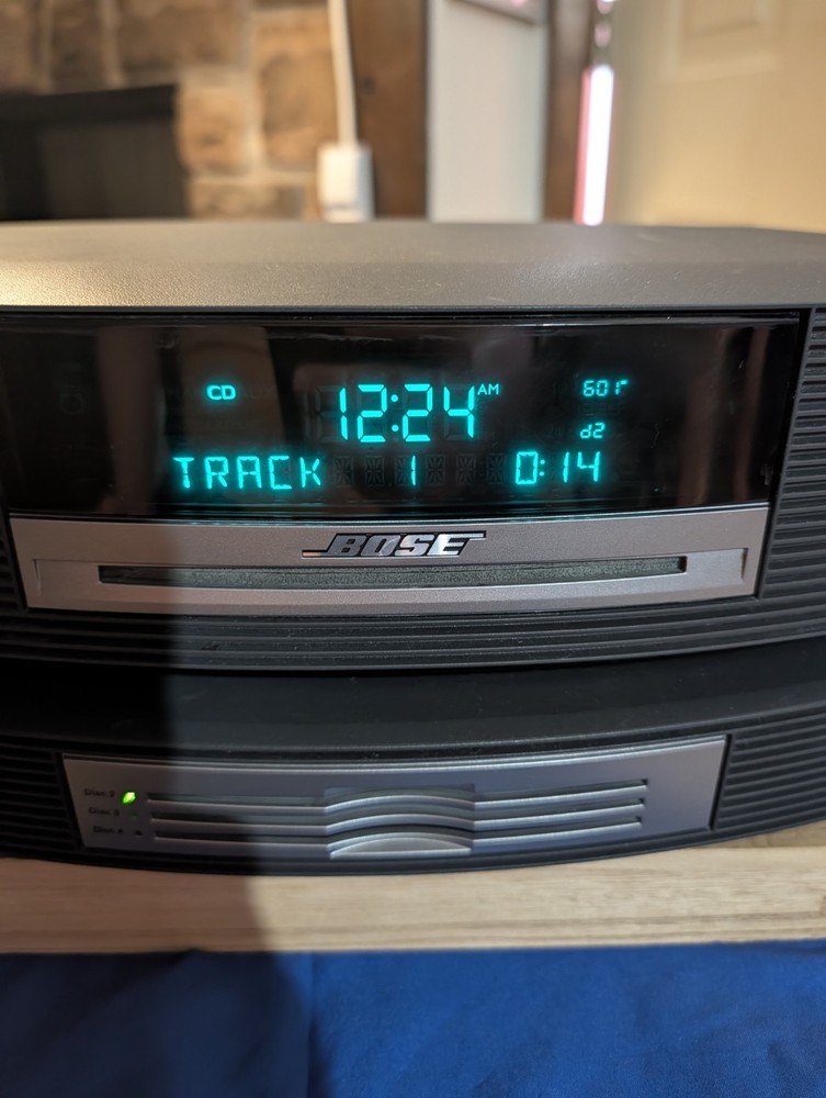 Bose Wave Music System AWRCC1 w/ Multi-CD Changer & Remote Control *PLEASE READ*