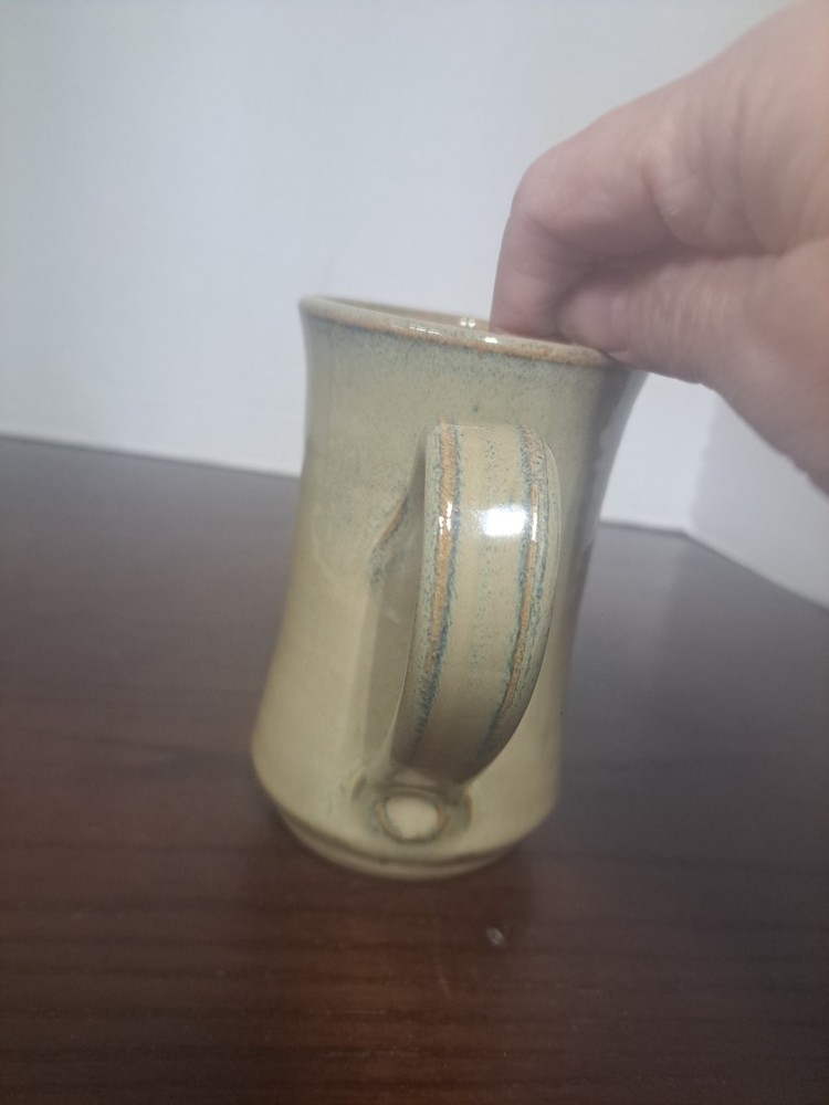 1999 Eagle Road Handcrafted Tan Pottery Mug