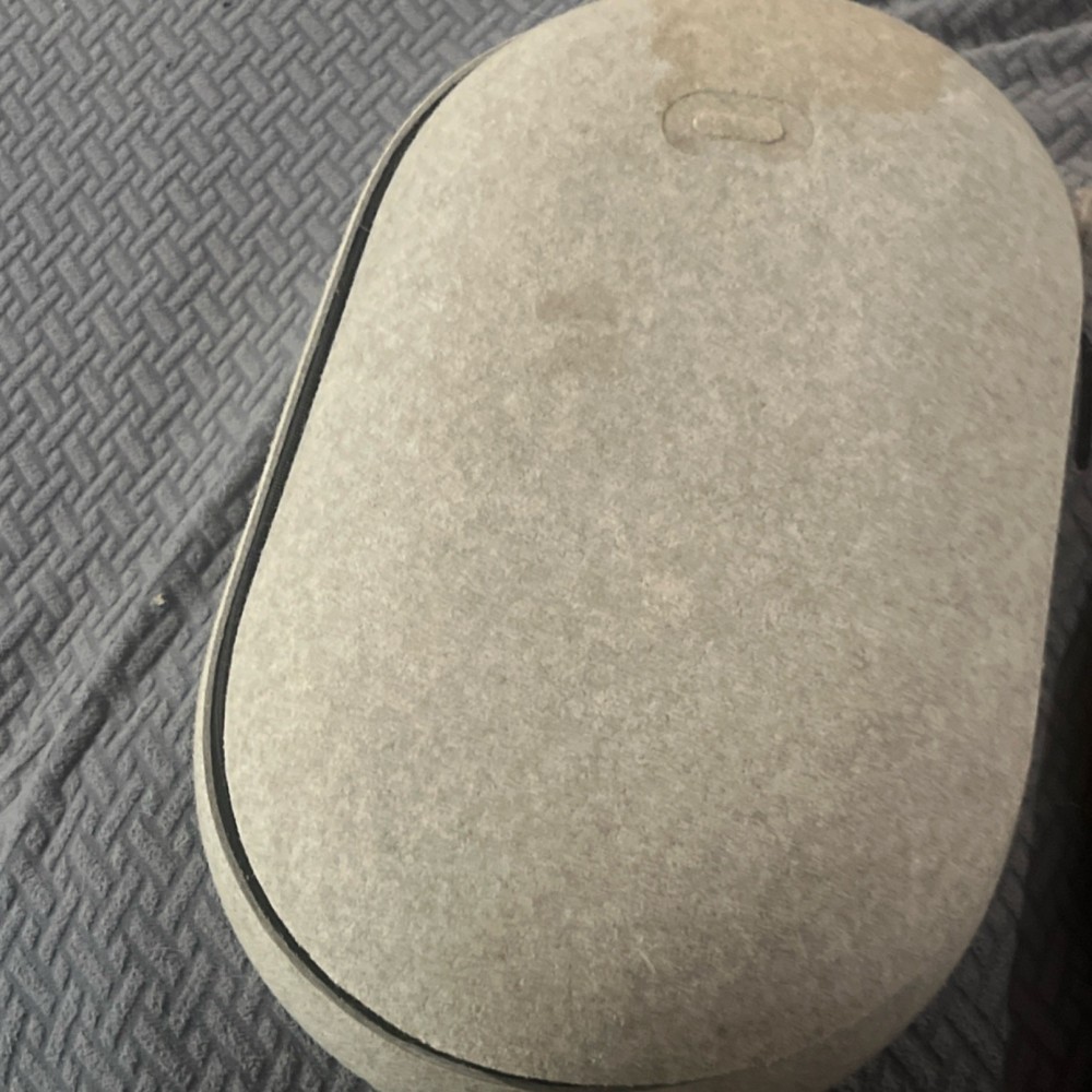 Meta Quest 2 Standalone VR Headset White Plastic Virtual Reality Headset