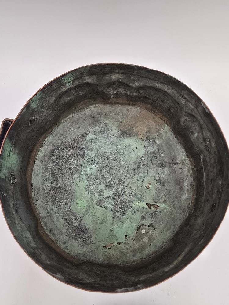 Rustic Hammered Copper Lidded Box Farmhouse 7 3/8” Primitive