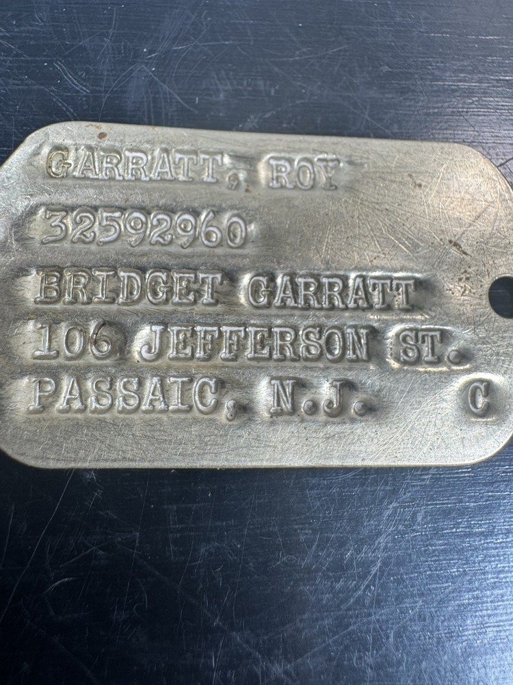 WWII US Army Dog Tag Roy Garratt 32592960 Passaic NJ Notched