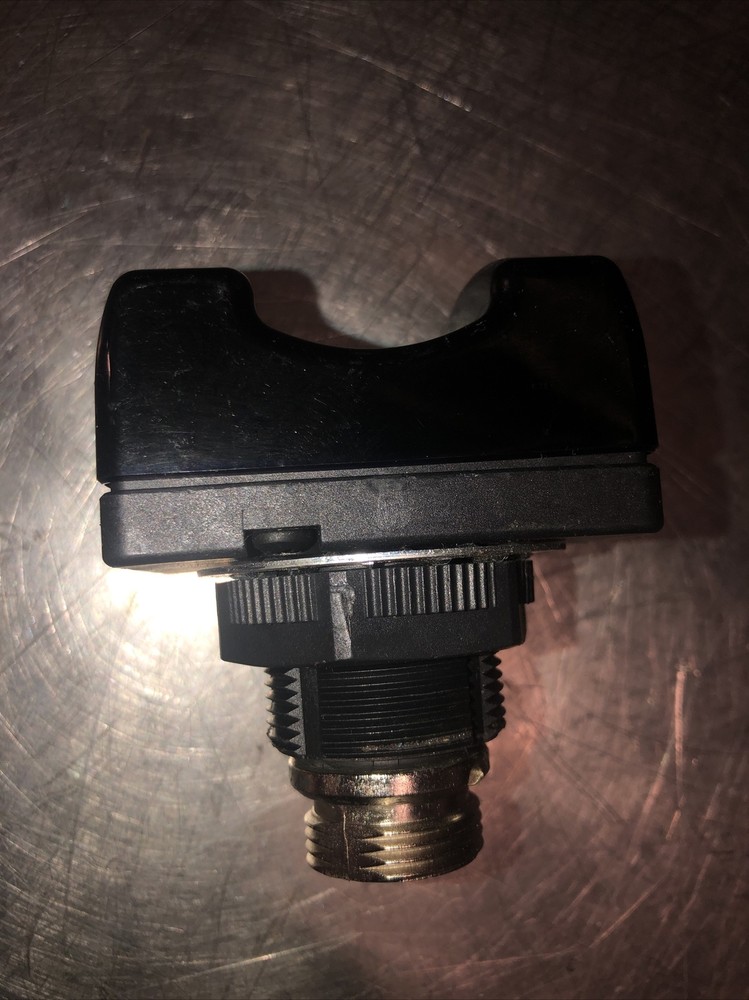 BANNER OTBVR81QD PHOTOELECTRIC SENSOR