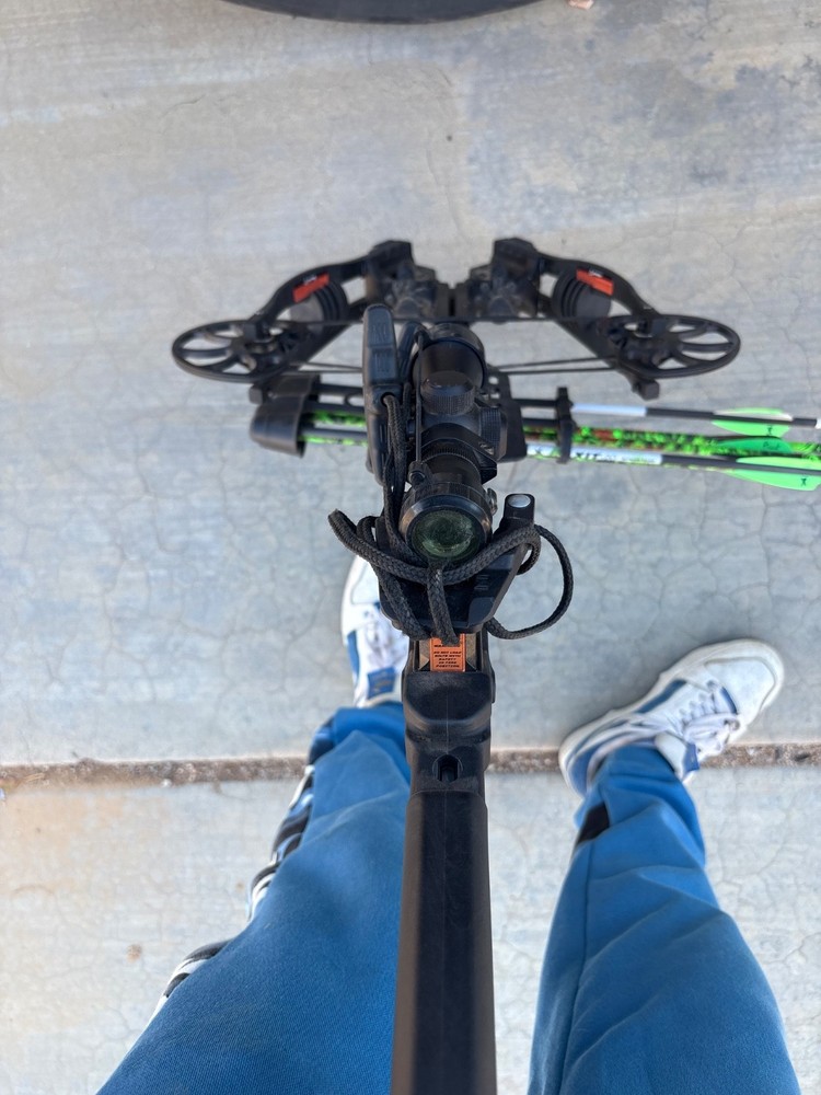 400 fps expedition extraction 400 compound crossbow