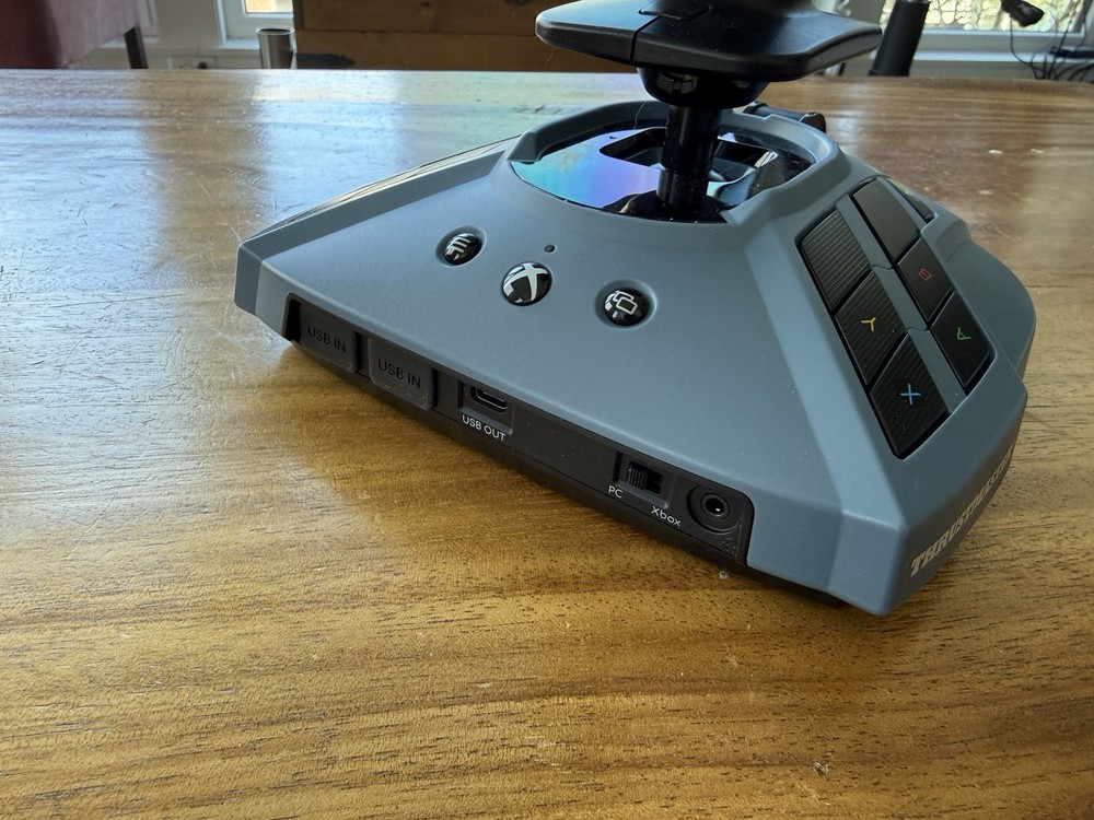 Thrustmaster TCA Captain Pack X Airbus Edition Joystick & Throttle Quadrant