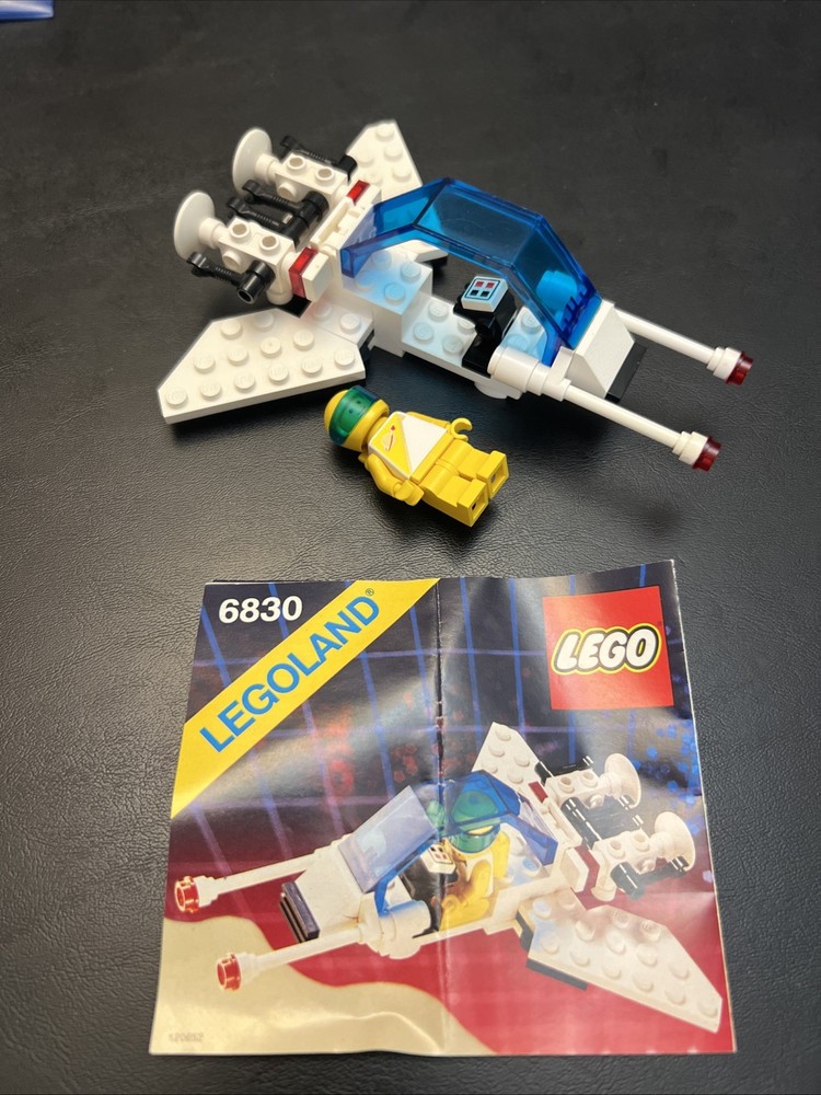 Lego Space Futuron Space Protroller 6830 100% Complete W/Instructions