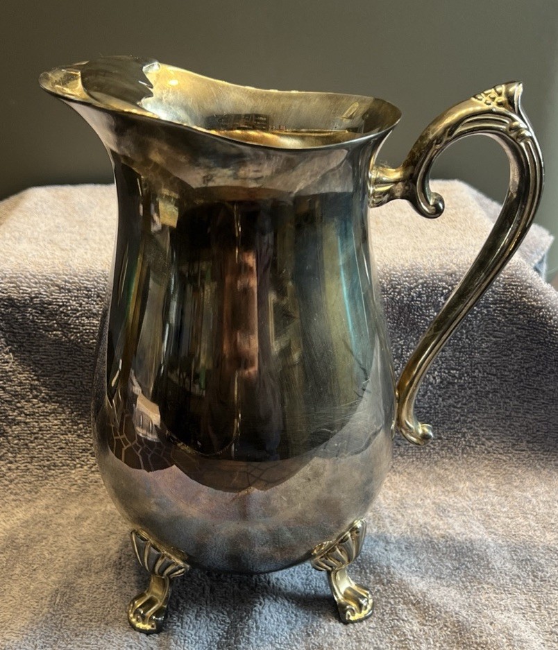 Vintage Silver Plated Footed 9” Water Pitcher Ice Lip