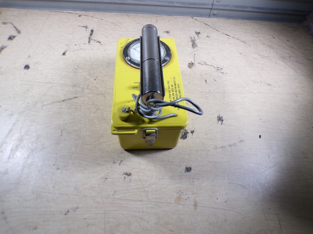 VICTOREEN CDV-700 RADIATION DETECTOR OCDM QA