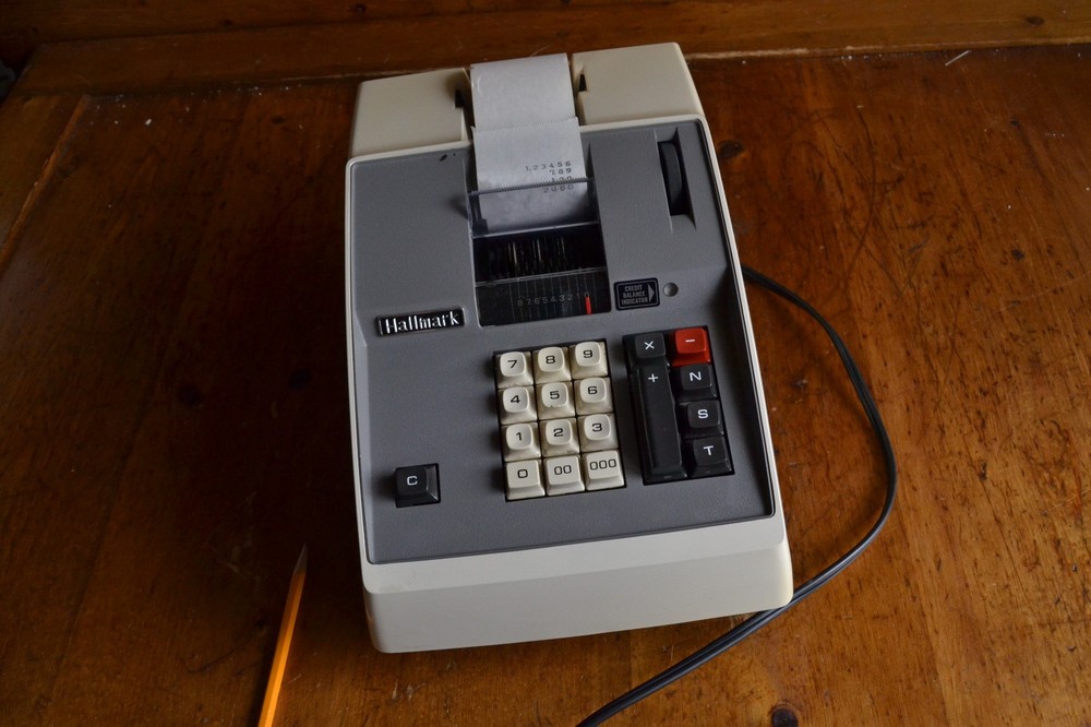 Vintage Tokyo Hallmark Model AM-893 Adding Machine Calculator