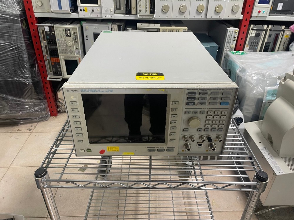 Agilent 8960 Series 10 E5515C Wireless Communication Tester w/ OPT 002,