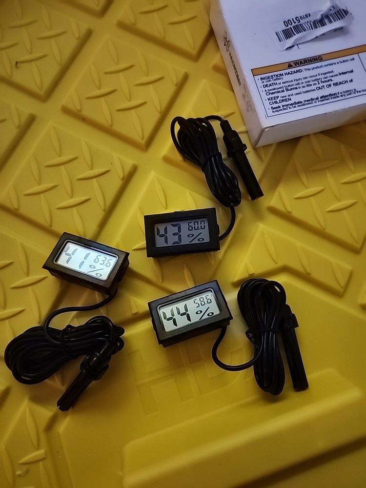 3 Pcs Mini Digital Hygrometer Thermometer Gauge with Probe TPM-10 LCD Display...
