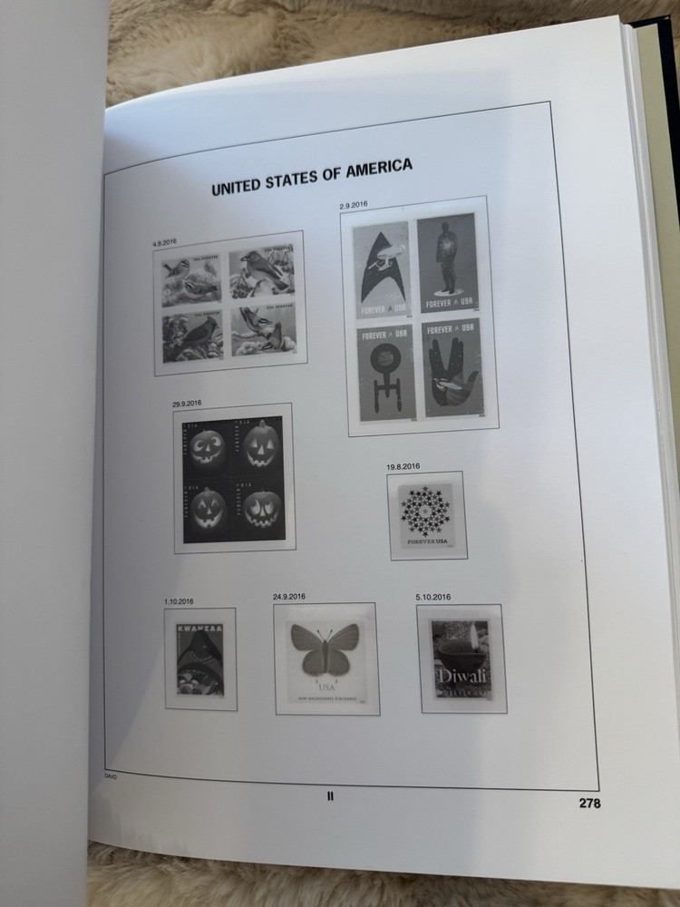 DAVO LUXE US Hingeless Stamp Album Volume VII (2006 - 2016) D8437