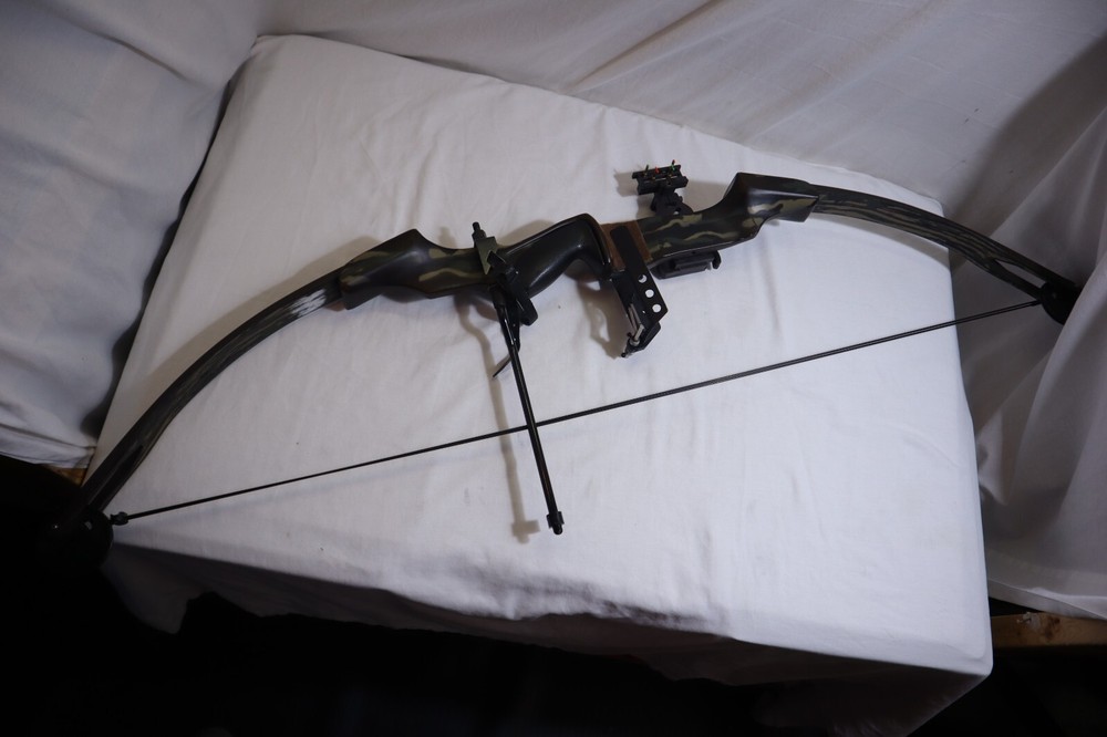 ROBINHOOD PHOENIX COMPOUND BOW (CAMOUFLAGE) ~