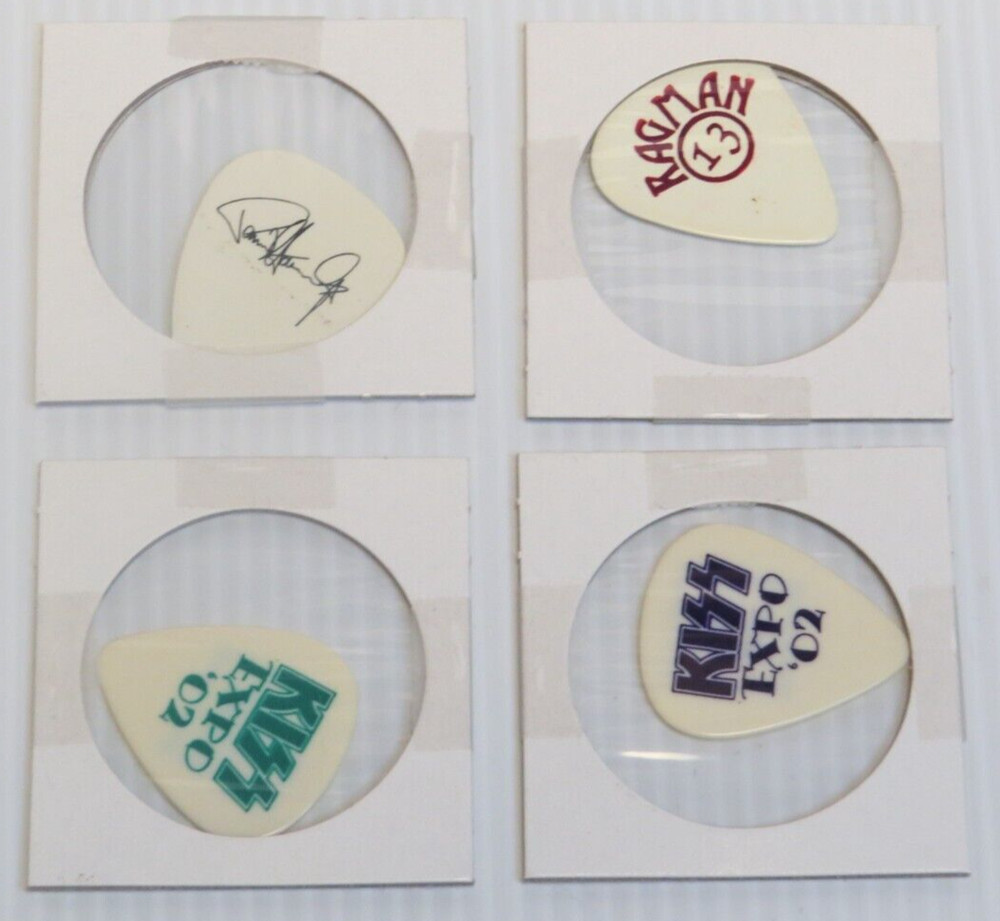 KISS 4 GUITAR PICKS LOT