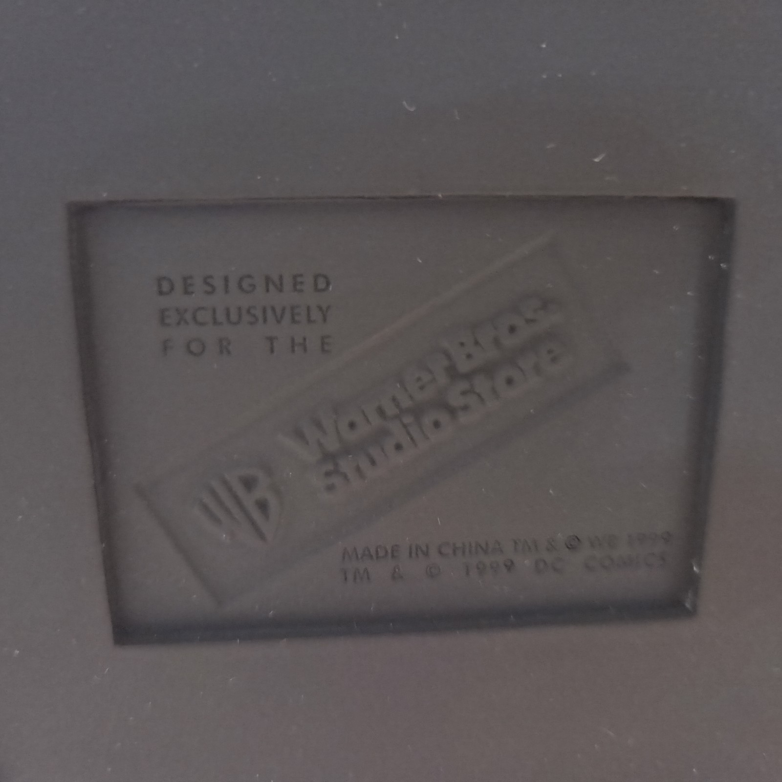 SUPERMAN WARNER BROS STUDIO STORE FULL-SIZE STATUE .. 13" TALL