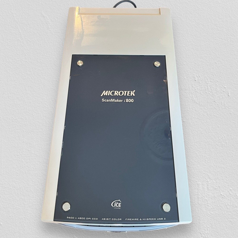 Microtek ScanMaker i800 Scanner Flatbed 48 Bit Color 9600x4800 DPI CCD Untested