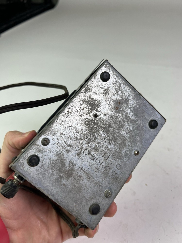 Midland International Model 18-400B 117 V Input 60 Cycle