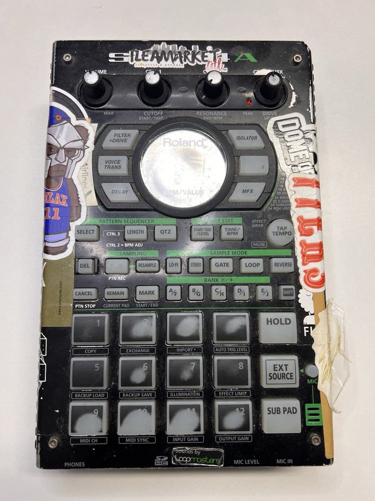 Roland SP-404A Sampler – Powers On – Button Issues – Signed by MNDSGN