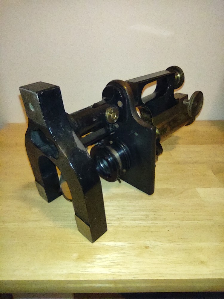 Bausch & Lomb Antique Microscope SN: 95935 (1913)