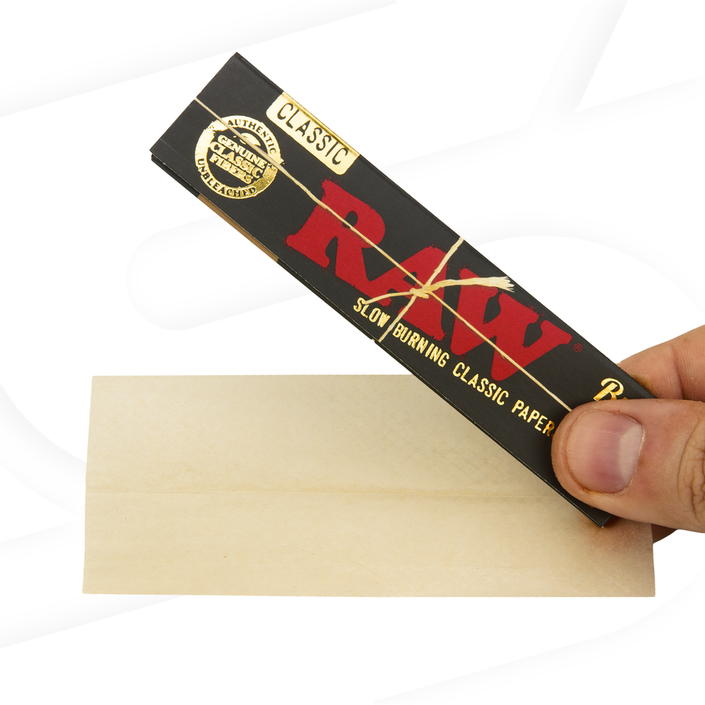 RAW Black Classic King Size Slim Rolling Papers