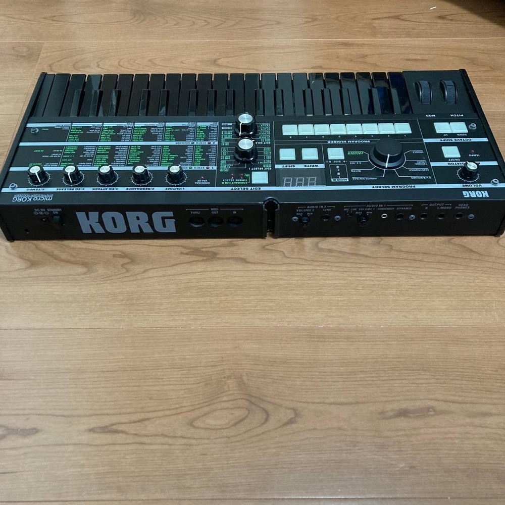 microKORG Black key version Body only Used Rare