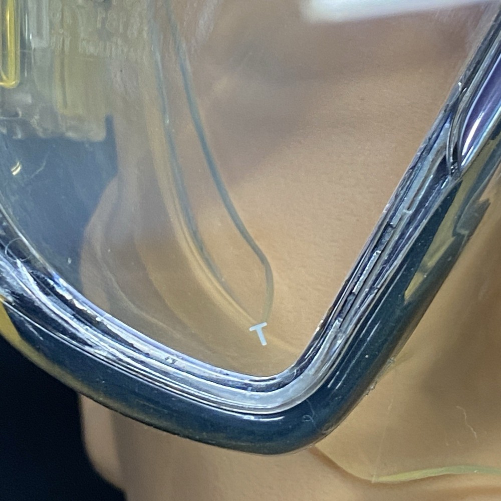 Atomic Aquatics SubFrame Scuba Diving Mask with Case Medium Clear E2