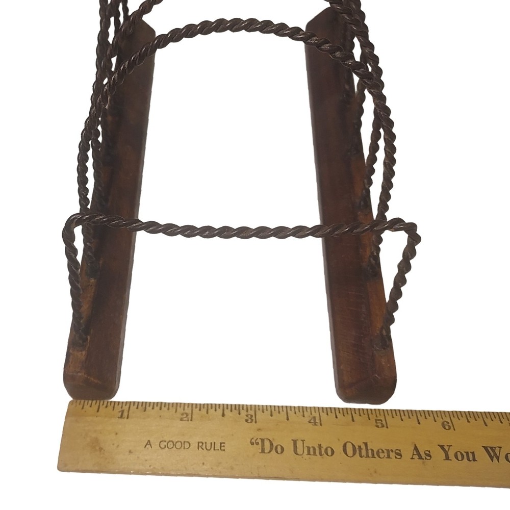 Twisted Wire Sorter Rack - Document/Mail Holder - 10" Long