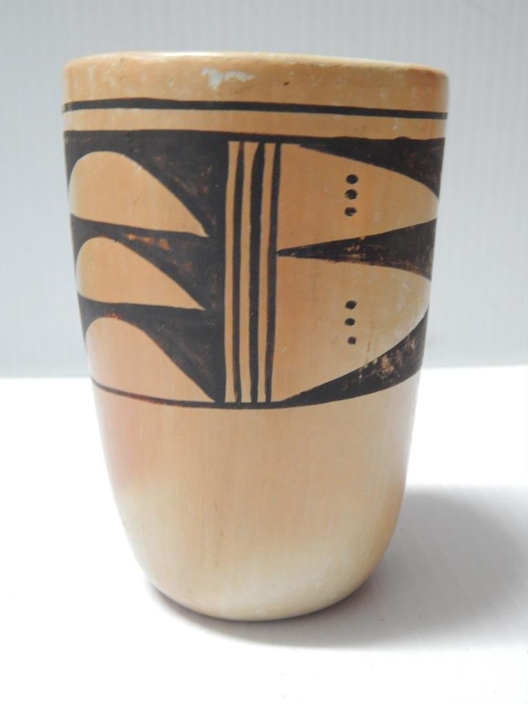 DATED 1954 VINTAGE HOPI PUEBLO INDIAN POTTERY CYLINDER FORM POT - NICE !