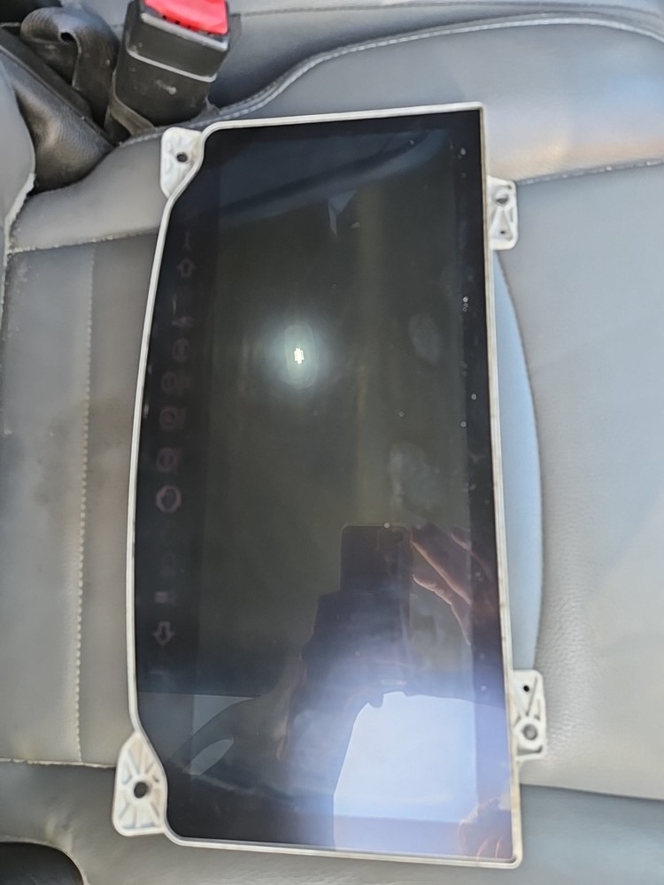 2023 Peterbilt 579 Cluster Dash