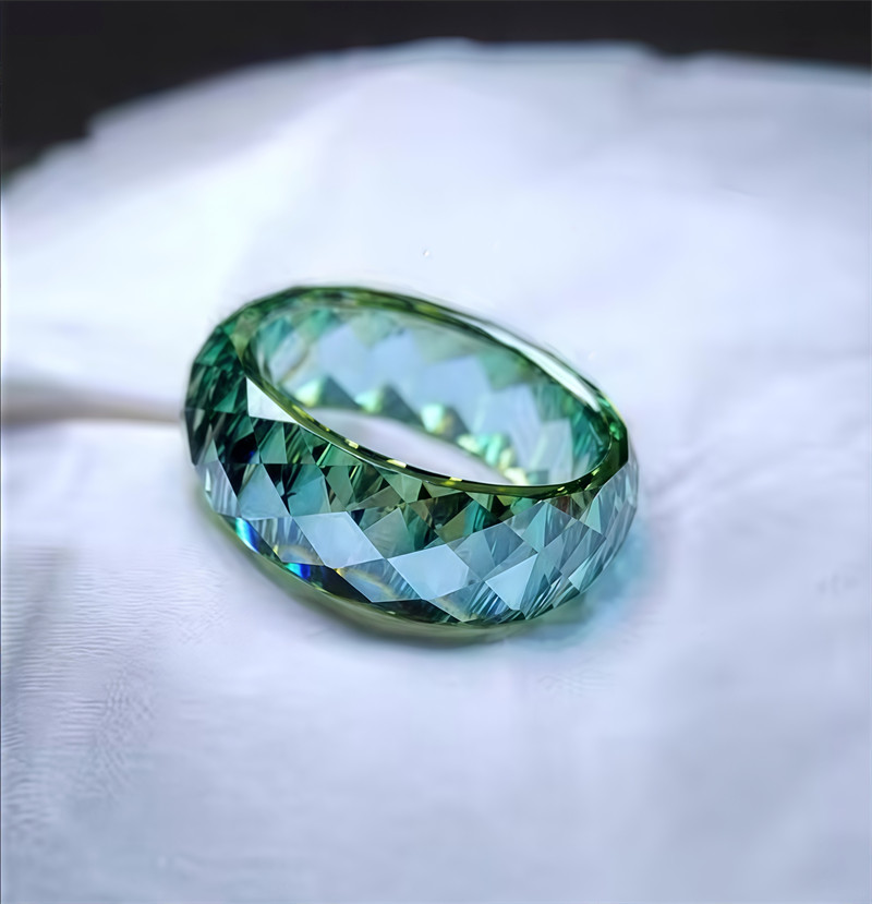 High-quality Craftsmanship Sapphire Gemstone Ring, Lab-Created Green Sapphire