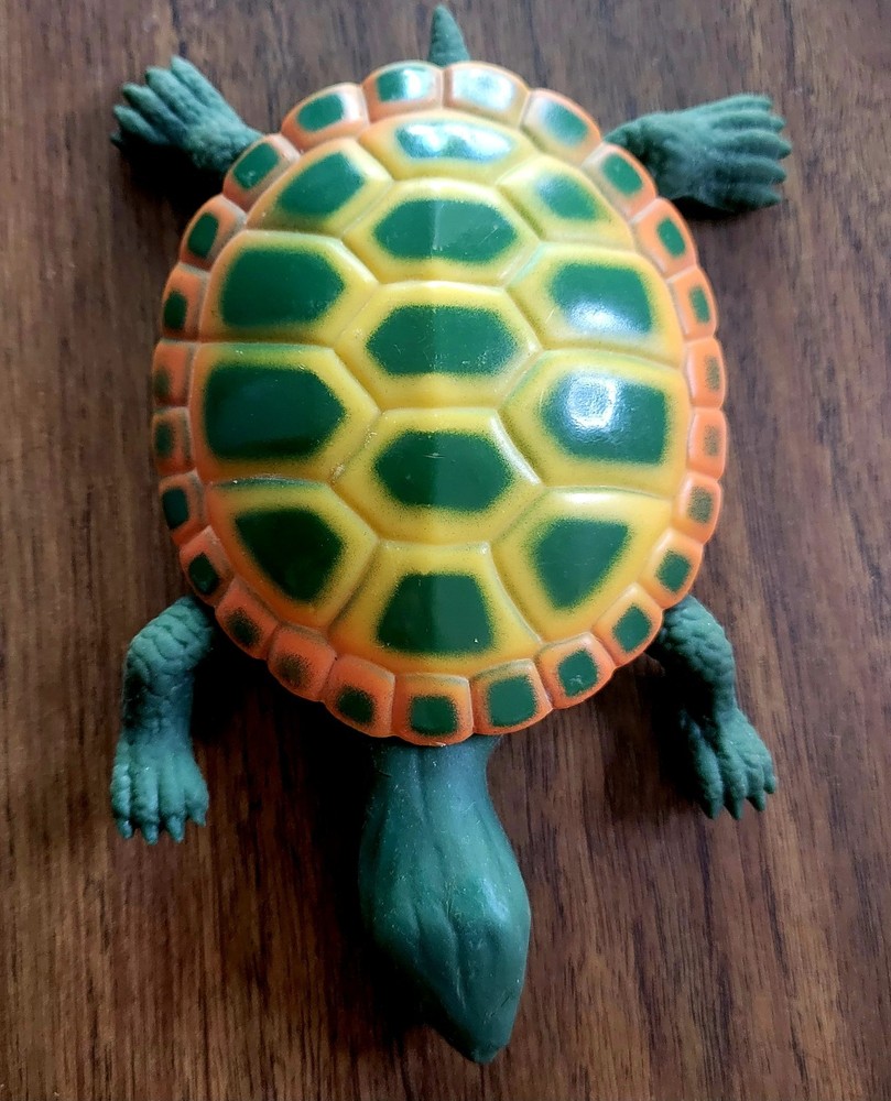 NOSTALGIC Imperial Rubber & Plastic Turtle 6 Inch Authentic Fantastic Hard Shell