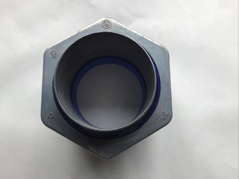 Thomas & Betts 3” Liquid Tight Connector LT-208