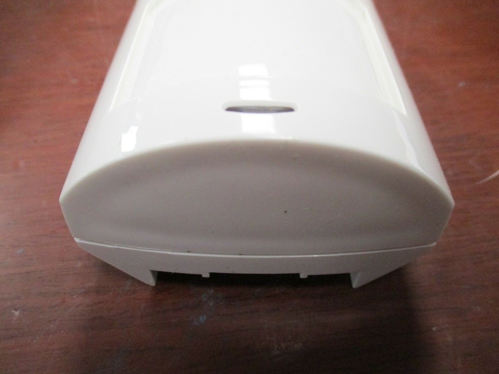 Interlogix UTC 6550U Wall Mount Sensor (50 Ft. Range, 15m, PIR, Rev. A)
