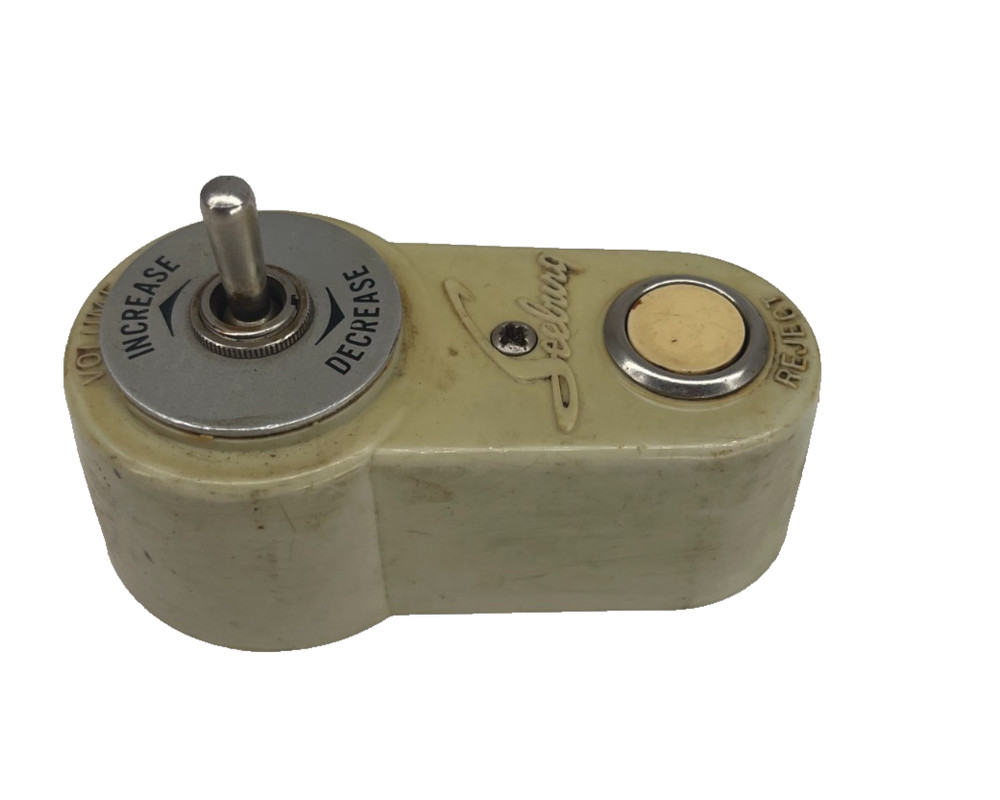 Seeburg jukebox remote volume control and cancel