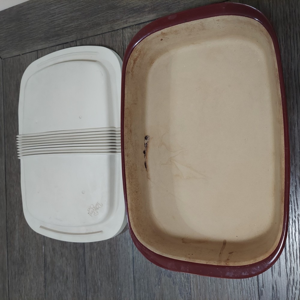 Pampered Chef Retired Cranberry Rectangular Baker 9”x13” Stoneware 1338 with lid