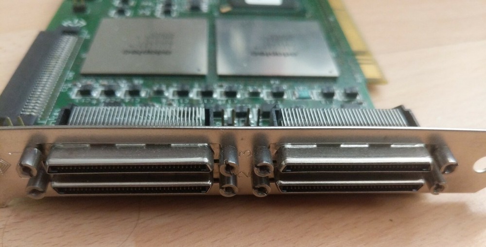 ADAPTEC AAC-364/DELL2 ACC-9000MD/DELL 4 channel SCSI RAID Controller
