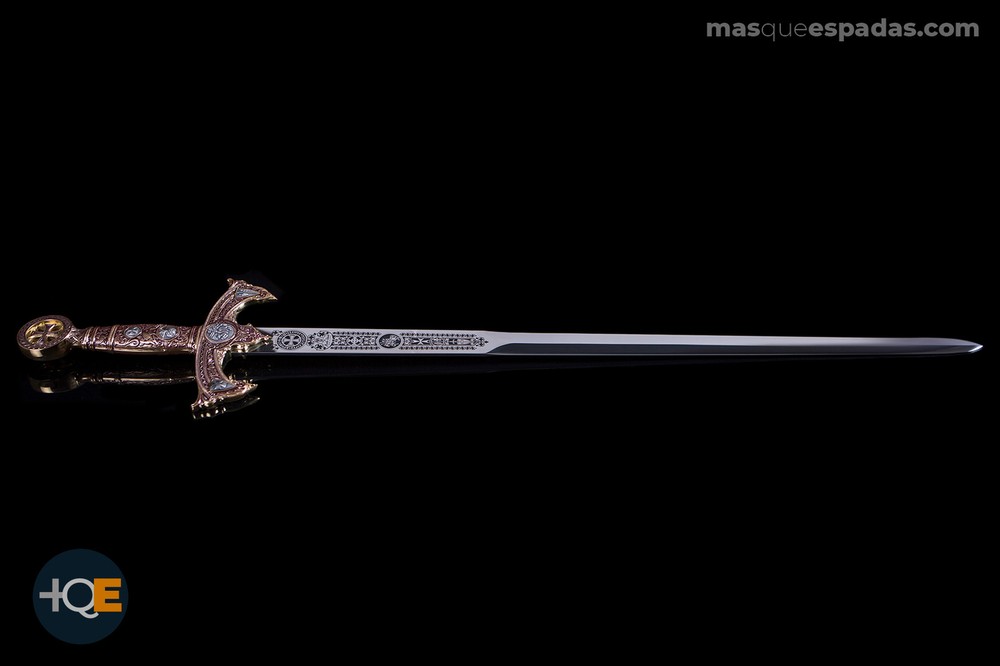 Golden Templar Sword - Red Enamel