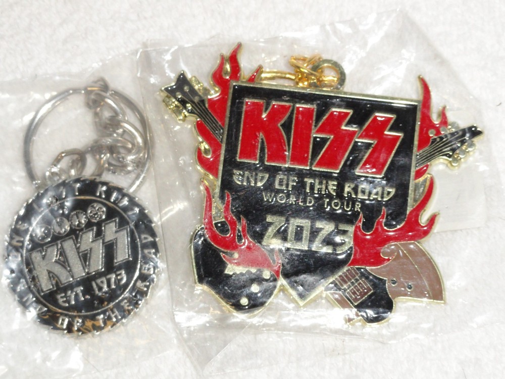 KISS End of the Road World Tour Set of Official Key chain key ring 2 versions