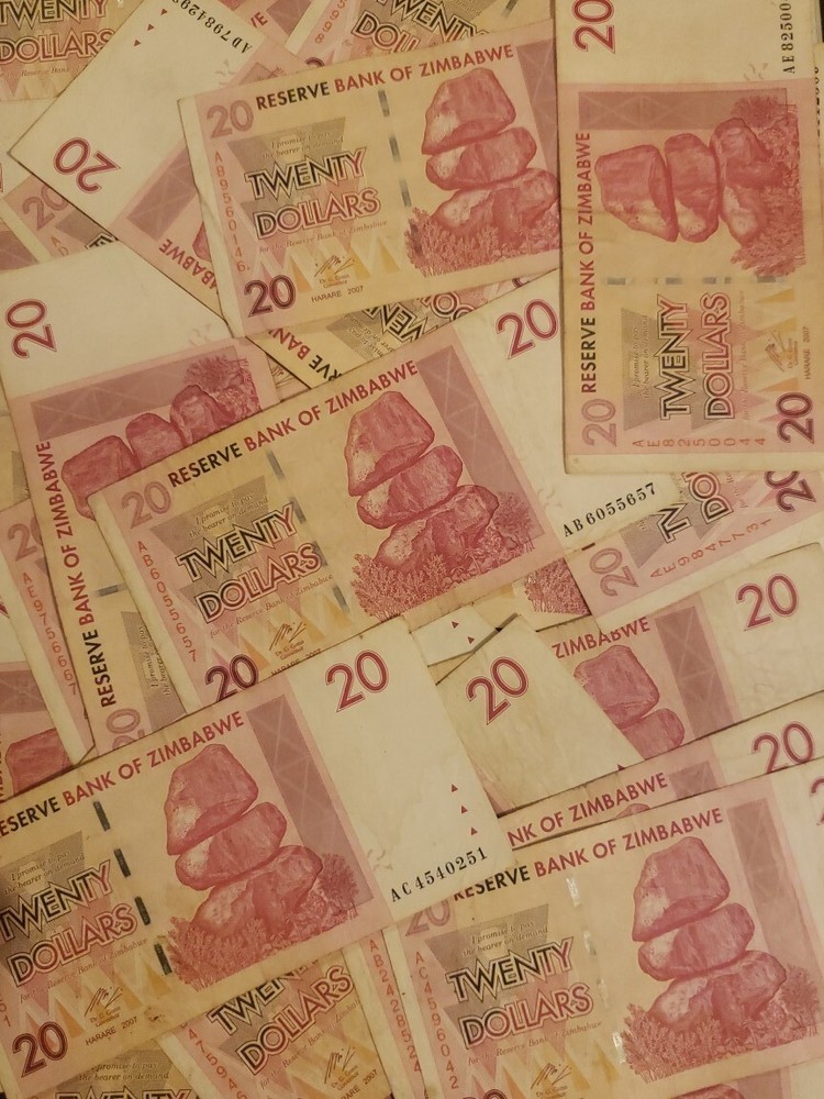 Zimbabwe $20 Dollars X 25 PCS banknotes-1/4 bundle-2007 circulated It.# E-42