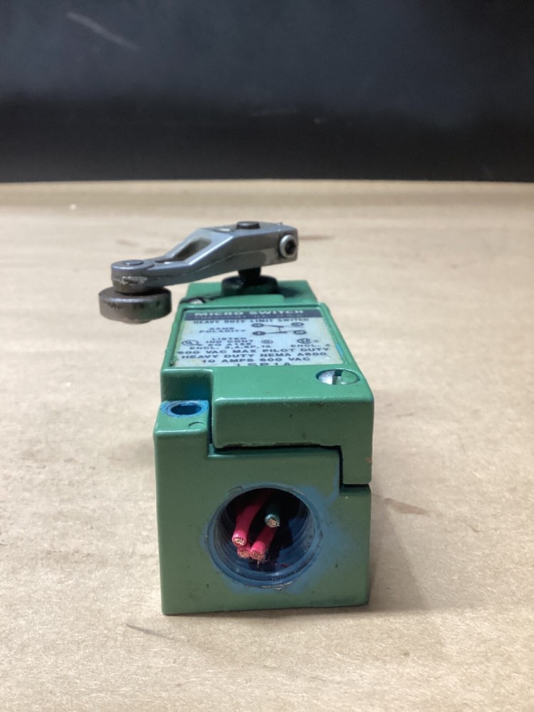 MICRO SWITCH LSP1A LIMIT SWITCH #110G80PR7