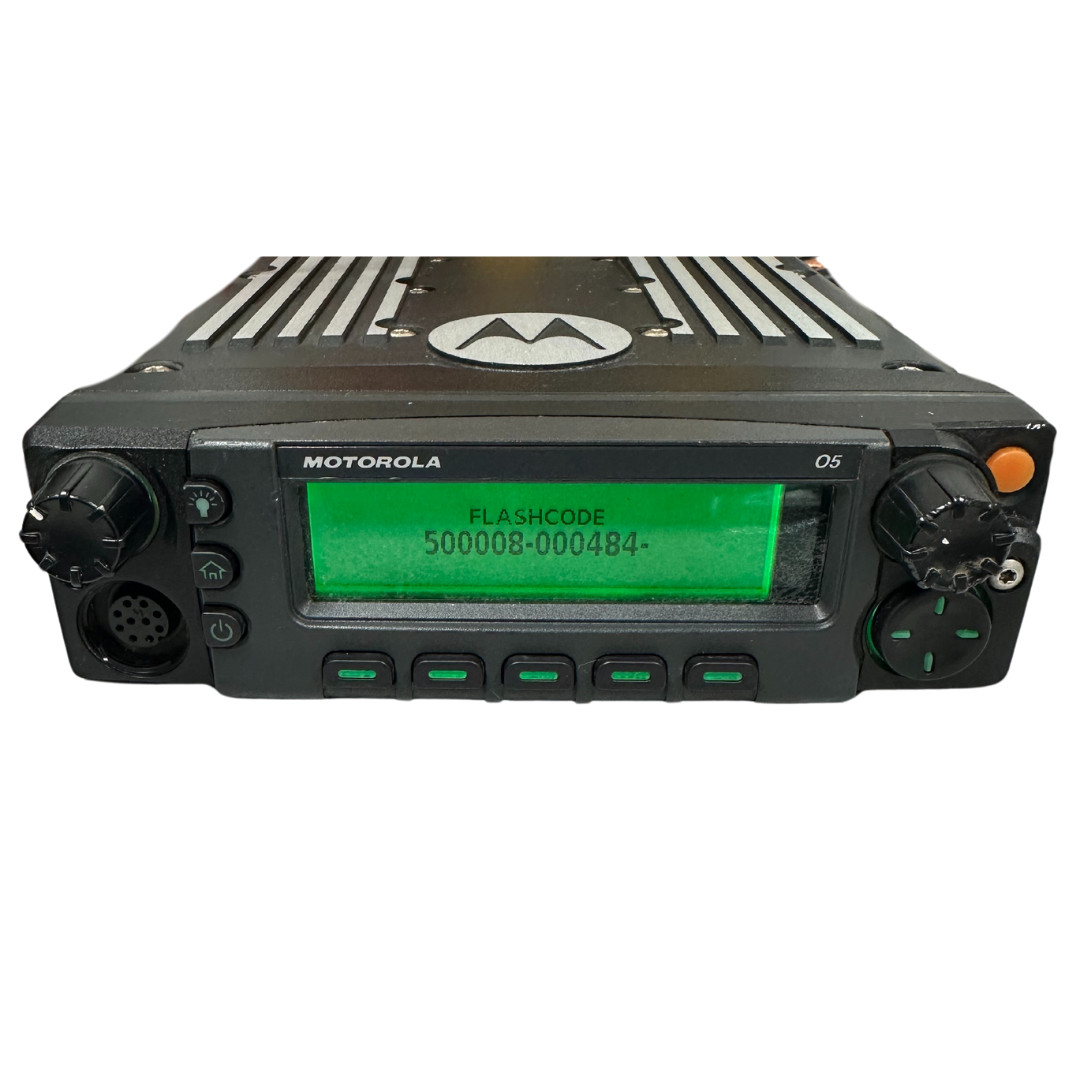 Motorola XTL5000 M20URS9PW1AN Mobile Two-Way Radio 700/800MHz w/ O5 Control Head