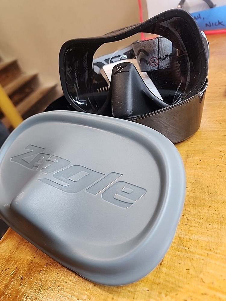 Open Box Zeagle Scope Mono Mask