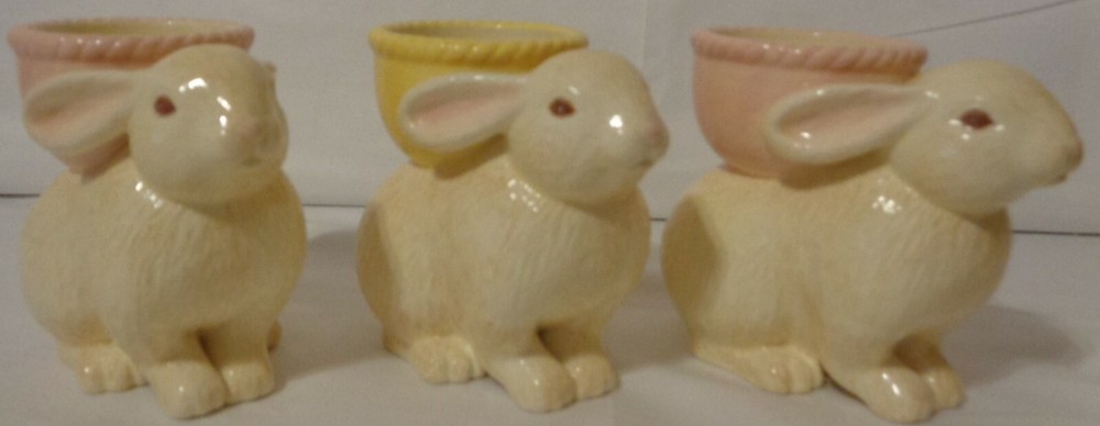 HALLMARK EASTER BUNNY RABBIT FIGURE LOT 3 TABLE DECOR EGG CUP CANDLE HOLDER