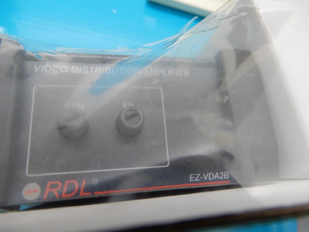 RDL EZ-VDA2B    Composite Distribution Amplifier
