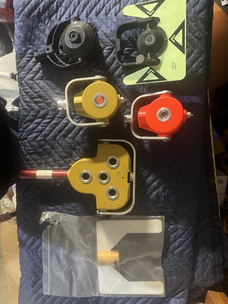 4 SURVEY PRISMS And Topcom Housing